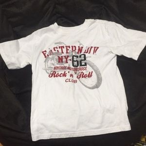 This t-shirt is from faded glory